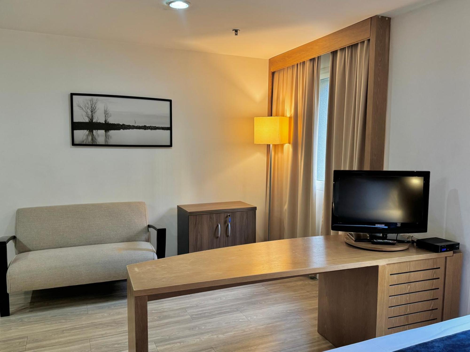 Hotel - Av Paulista 4*